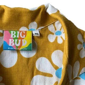 XL Lazy Daisy Pantry Button-up - SIZE MEDIUM 🌼